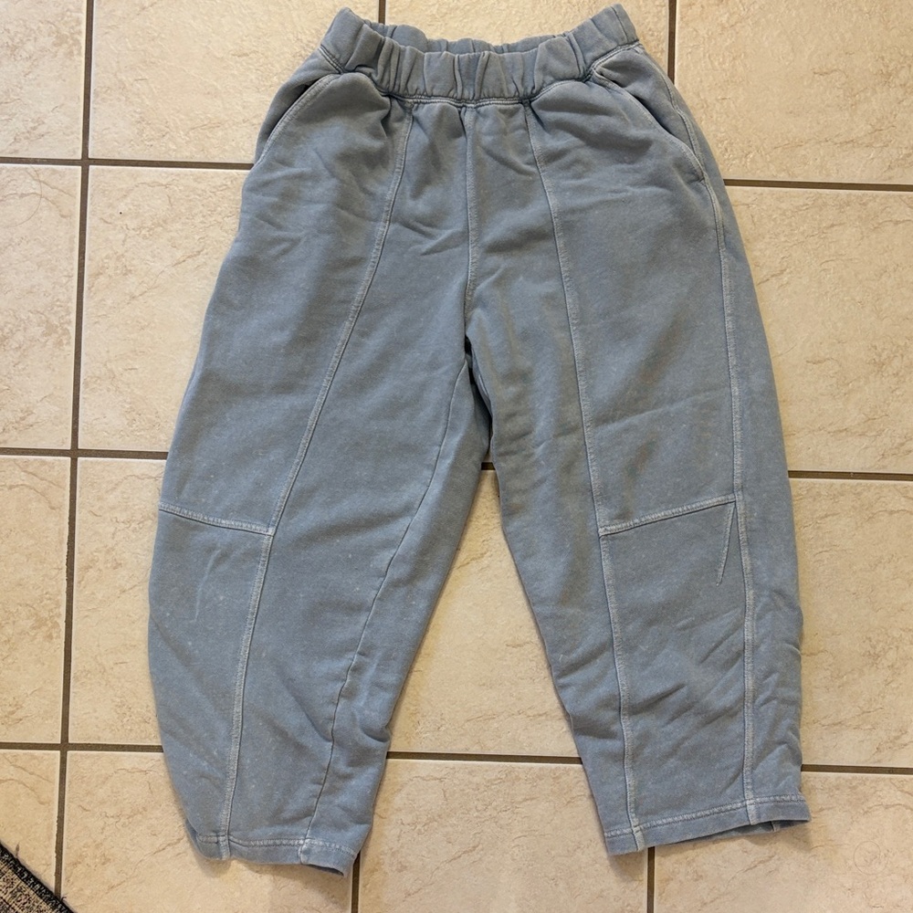 Aerie Women's Cropped Barrel Pants in Soft Blue